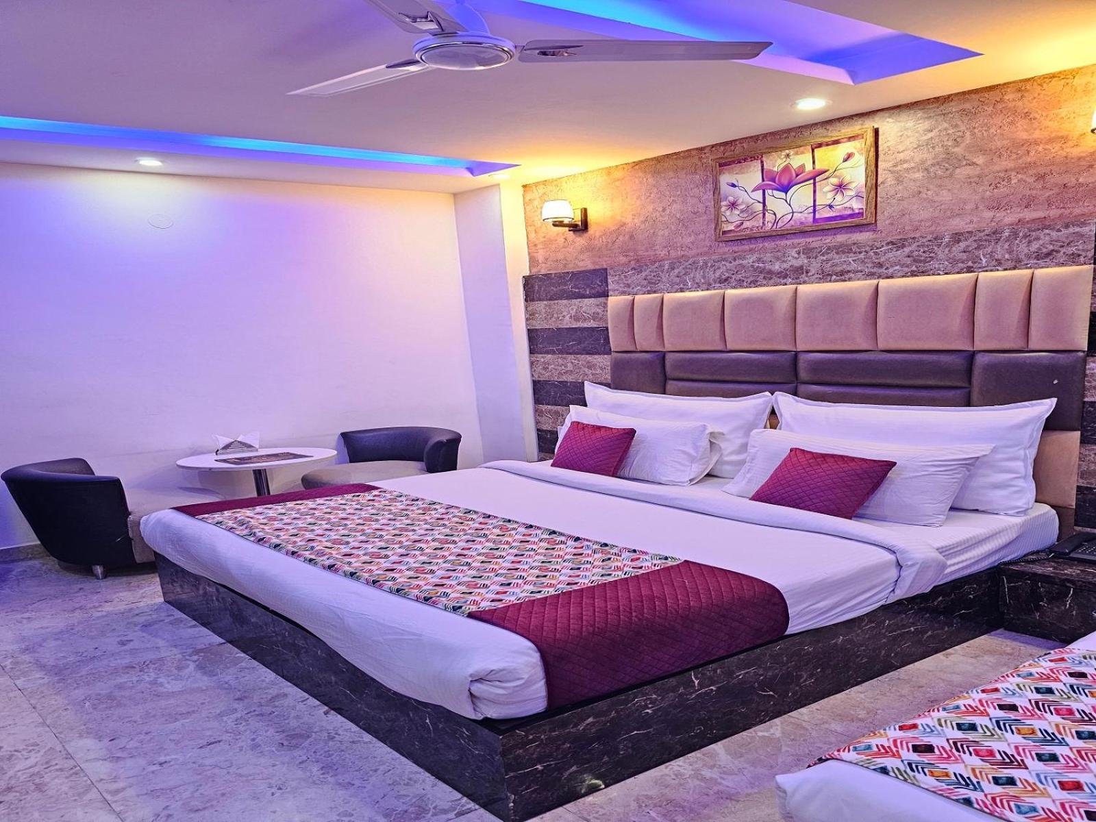Hotel Tu Casa International Near Delhi Airport Нью-Дели Экстерьер фото